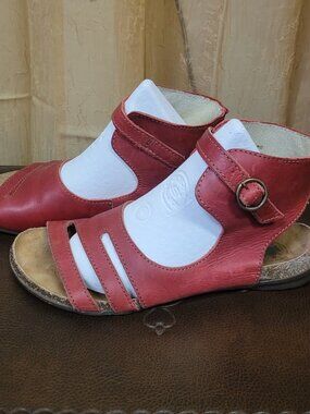 El Naturalista Leather Sandal - Size 39